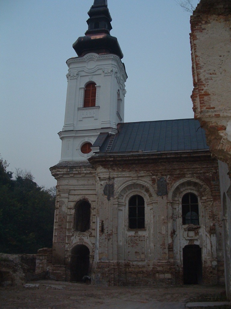 Фотографија из галерије Манастира Кувеждин, 2005 (18)